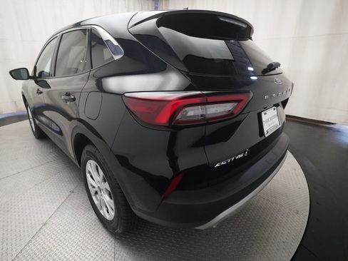 Used 2023 Ford Escape Active w/ Tech Pack #2 AWD/4WD image 36