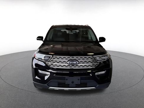 Used 2024 Ford Explorer Limited image 5