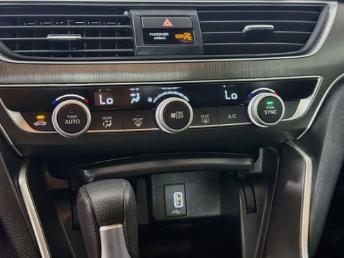 Used 2020 Honda Accord LX image 22