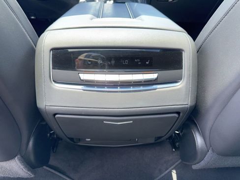 Used 2022 Cadillac Escalade ESV Sport w/ Touring Package RWD image 9