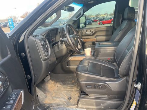 Used 2022 Chevrolet Silverado 3500 High Country w/ Safety Package II image 16