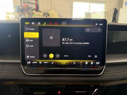 Used 2026 Volkswagen Tiguan SE R-Line AWD/4WD image 16