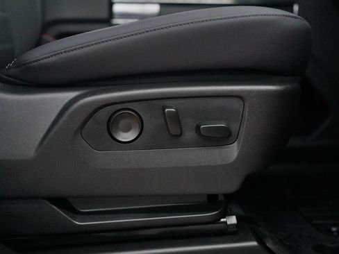 Used 2026 GMC Hummer EV SUV AWD/4WD image 38