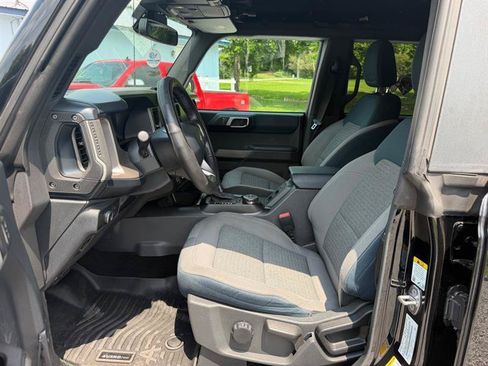Used 2022 Ford Bronco Outer Banks AWD/4WD image 12