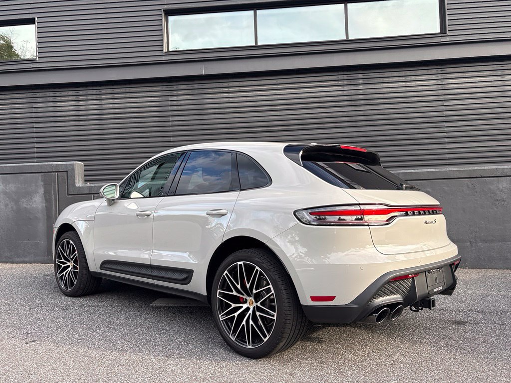 Certified 2026 Porsche Macan S AWD/4WD image 3