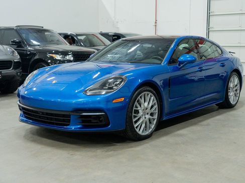 Used 2017 Porsche Panamera 4S AWD/4WD image 3