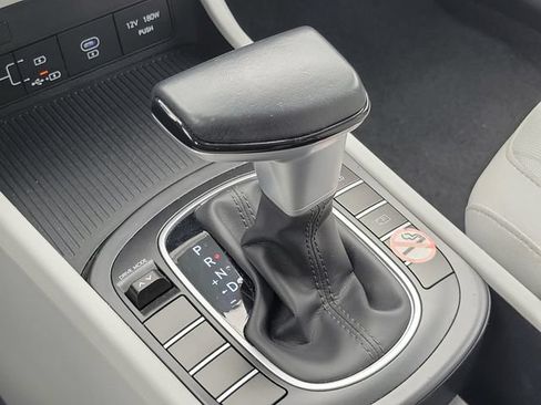Used 2025 Hyundai Kona SEL FWD image 34