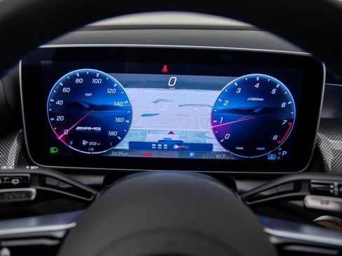 New 2026 Mercedes-Benz GLC 43 AMG 4MATIC image 23