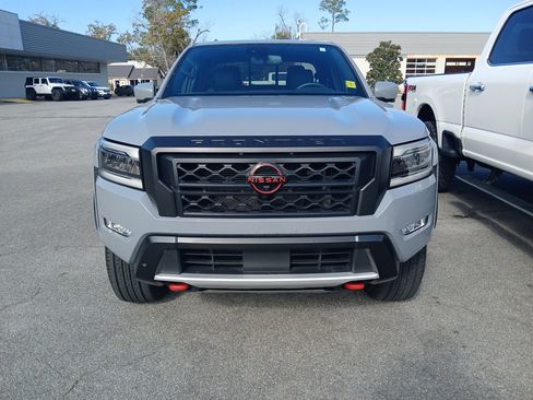 Used 2022 Nissan Frontier PRO-4X w/ Pro-4X Premium Package image 2