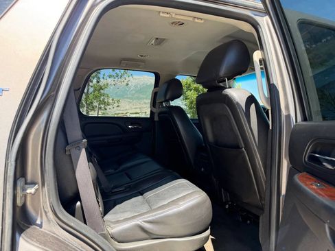 Used 2012 GMC Yukon SLT AWD/4WD image 18