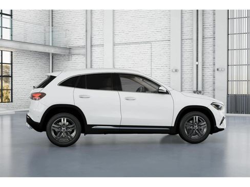 Used 2026 Mercedes-Benz GLA 250 image 15