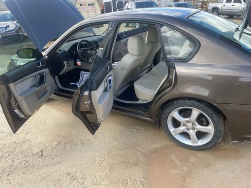Used 2009 Subaru Legacy 2.5i Special Edition image 10