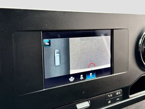 Used 2023 Mercedes-Benz Sprinter 144 Cargo image 26