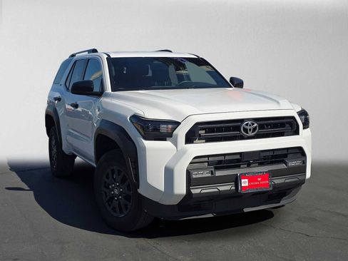 Certified 2026 Toyota 4Runner SR5 AWD/4WD image 1