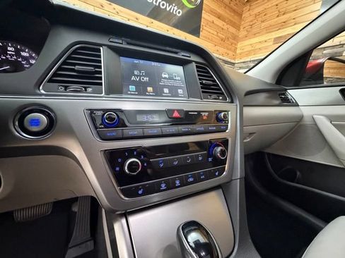 Used 2017 Hyundai Sonata Sport w/ Value Edition Package 02 FWD image 22
