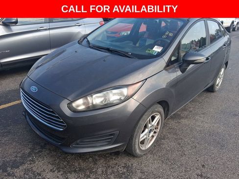 Used 2018 Ford Fiesta SE w/ Cold Weather Package FWD image 1