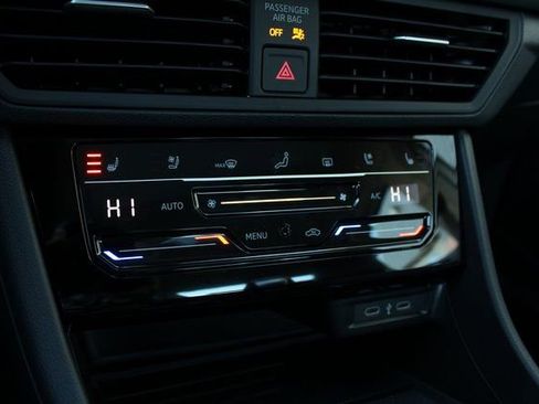 New 2026 Volkswagen Jetta SEL image 5