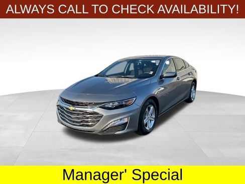 Used 2024 Chevrolet Malibu LT FWD image 3