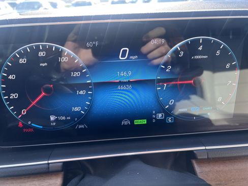 Certified 2022 Mercedes-Benz GLS 450 4MATIC image 21