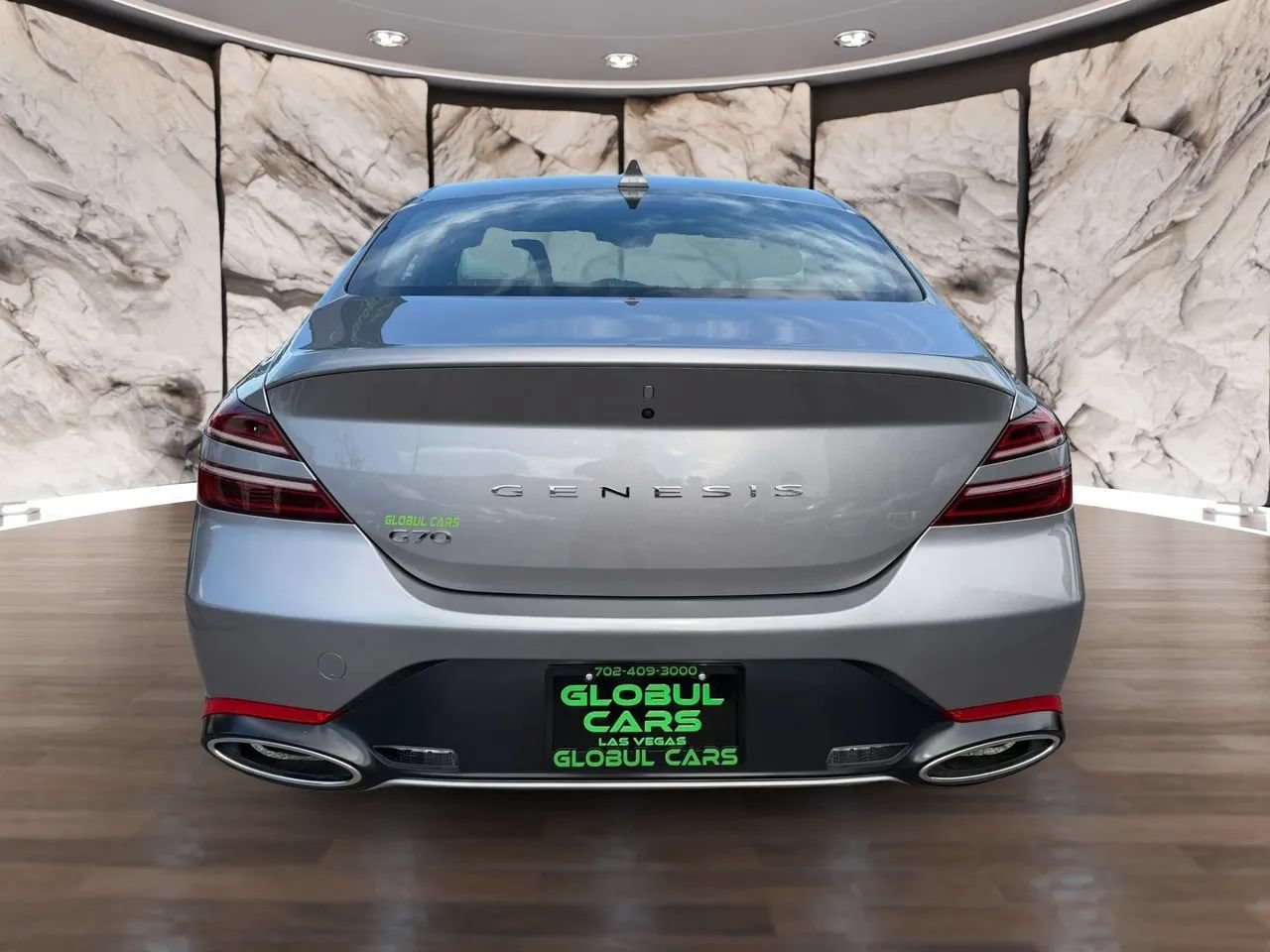 Used 2024 Genesis G70 2.5T RWD image 6