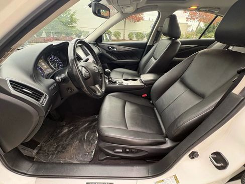 Used 2016 INFINITI Q50 3.0t Premium w/ 3.0T Premium Plus Package image 10