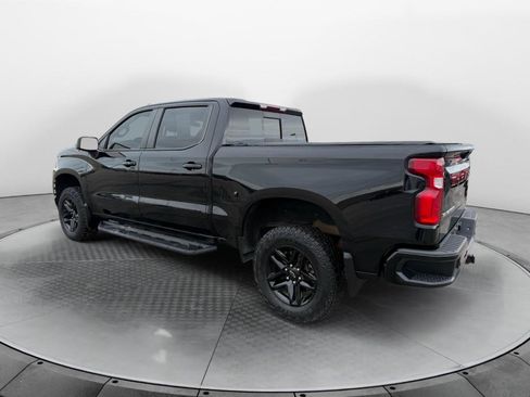 Used 2020 Chevrolet Silverado 1500 LT Trail Boss image 3