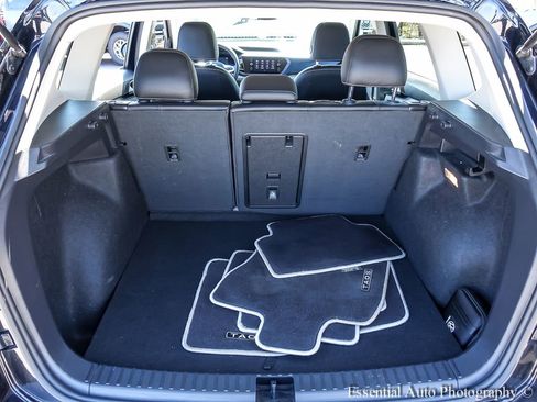 Used 2023 Volkswagen Taos SE image 20