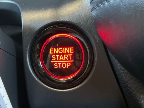 Used 2025 Honda HR-V LX image 23