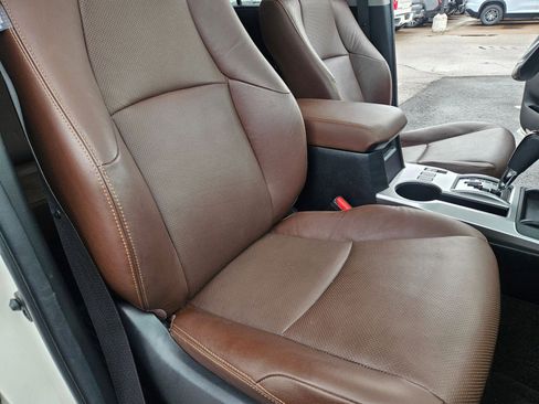 Used 2022 Toyota 4Runner Limited AWD/4WD image 31