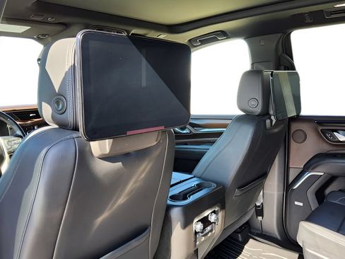 Used 2021 GMC Yukon Denali w/ Denali Premium Package AWD/4WD image 33