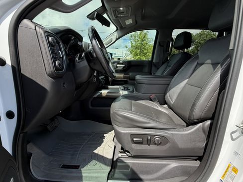 Used 2020 Chevrolet Silverado 1500 RST w/ Texas Edition AWD/4WD image 11