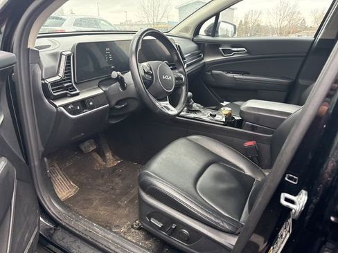 Certified 2024 Kia Sportage EX image 10