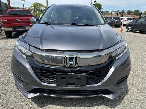 Used 2020 Honda HR-V Touring image 2