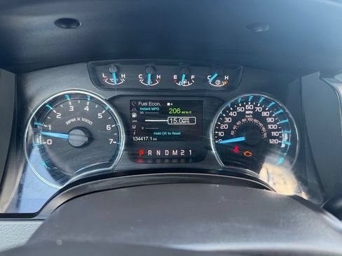 Used 2012 Ford F150 XLT w/ XLT Chrome Pkg AWD/4WD image 8