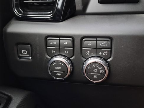 New 2026 GMC Sierra 1500 AT4X AWD/4WD image 19