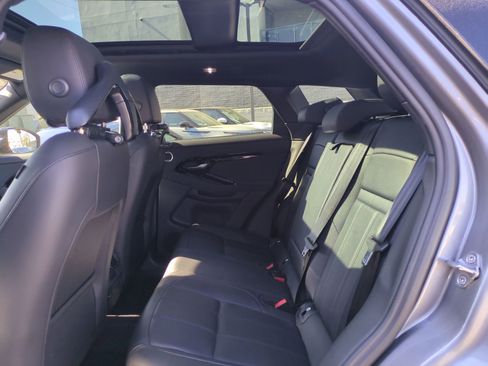 Used 2024 Land Rover Range Rover Evoque S image 25