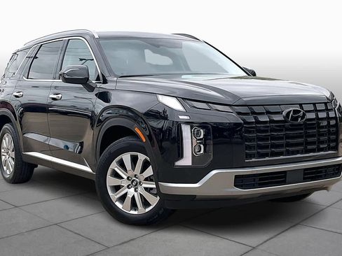 Used 2025 Hyundai Palisade SEL FWD image 3