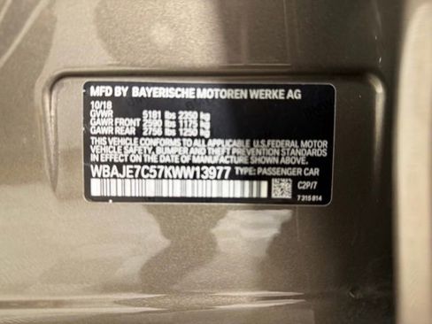 Used 2019 BMW 540i xDrive w/ Convenience Package image 26