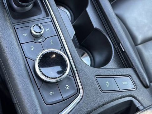 Used 2022 Cadillac XT5 Premium Luxury image 39