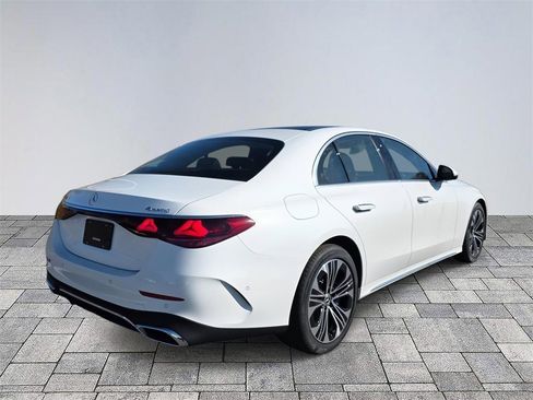 New 2026 Mercedes-Benz E 450 4MATIC Sedan image 7