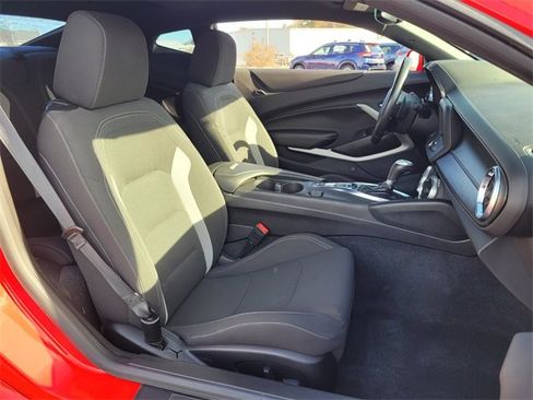 Used 2018 Chevrolet Camaro LT w/ RS Package image 12