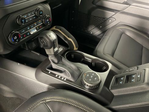 New 2026 Ford Bronco Badlands AWD/4WD image 19