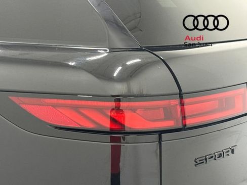 Used 2023 Land Rover Range Rover Sport SE Dynamic image 12