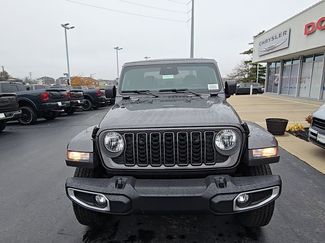 New 2026 Jeep Gladiator Sport video 2