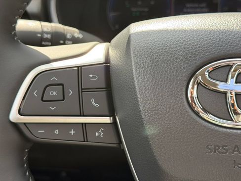 New 2026 Toyota Highlander AWD image 30