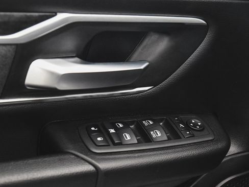 Used 2022 RAM 1500 Big Horn image 9