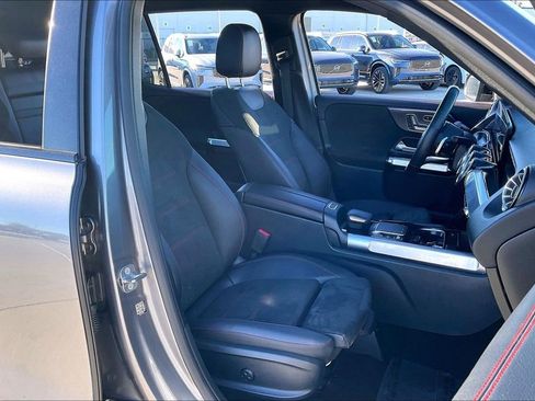 Used 2023 Mercedes-Benz GLB 250 image 10