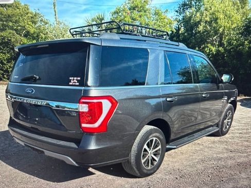 Used 2019 Ford Expedition XLT w/ Equipment Group 202A AWD/4WD image 2