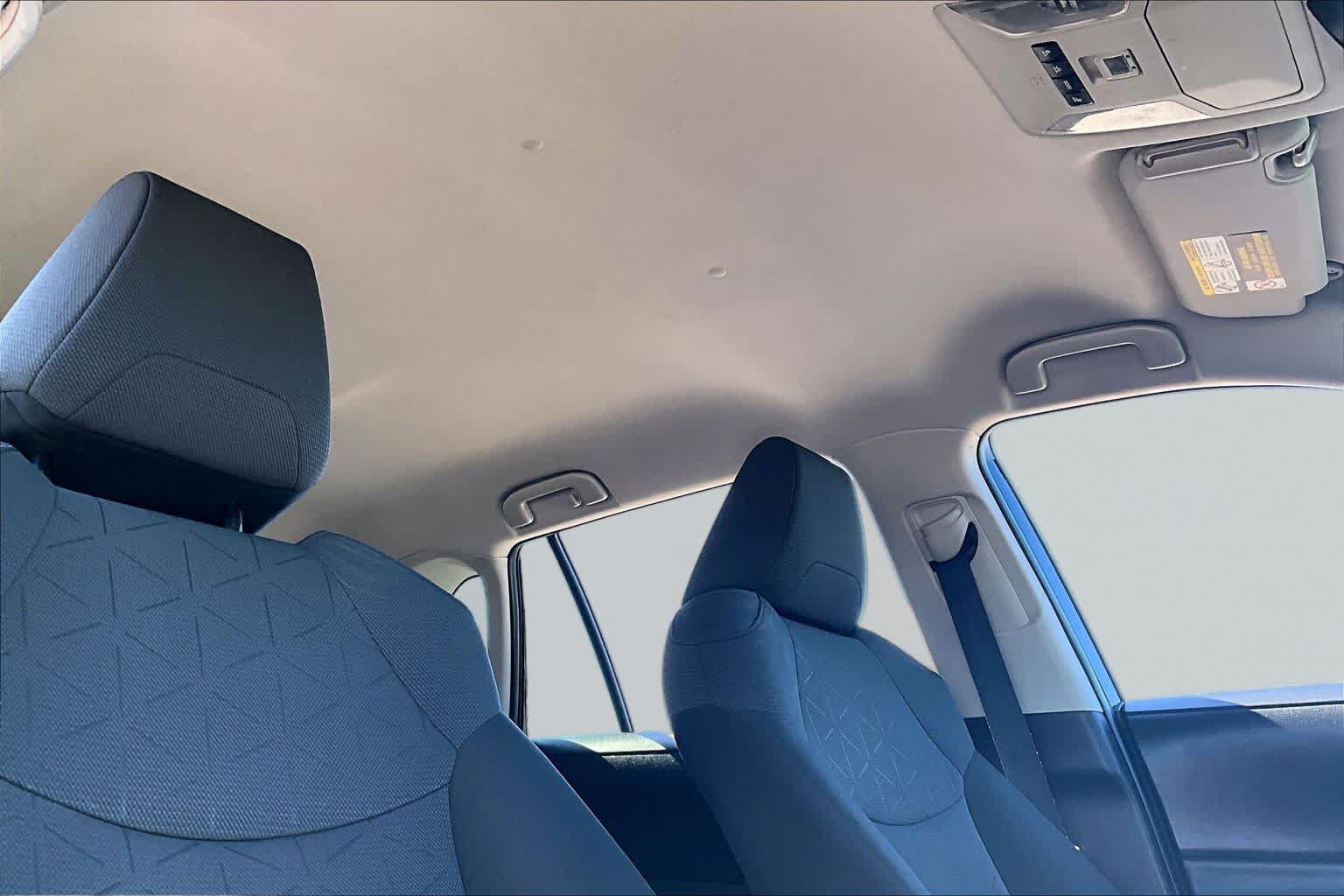 Certified 2021 Toyota RAV4 XLE AWD/4WD image 13