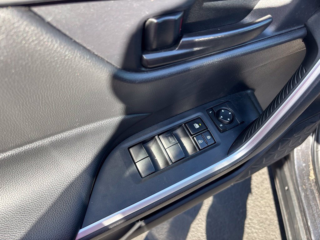 Used 2024 Toyota RAV4 LE FWD image 14